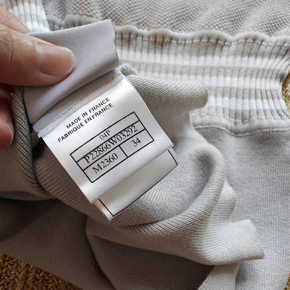 CHANEL SPORT GRAY TOP - Picture 6 of 8